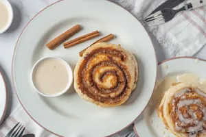 Cinnamon Roll Pancakes