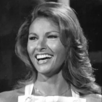 Raquel Welch 1976