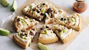 Caramel Apple Pizza
