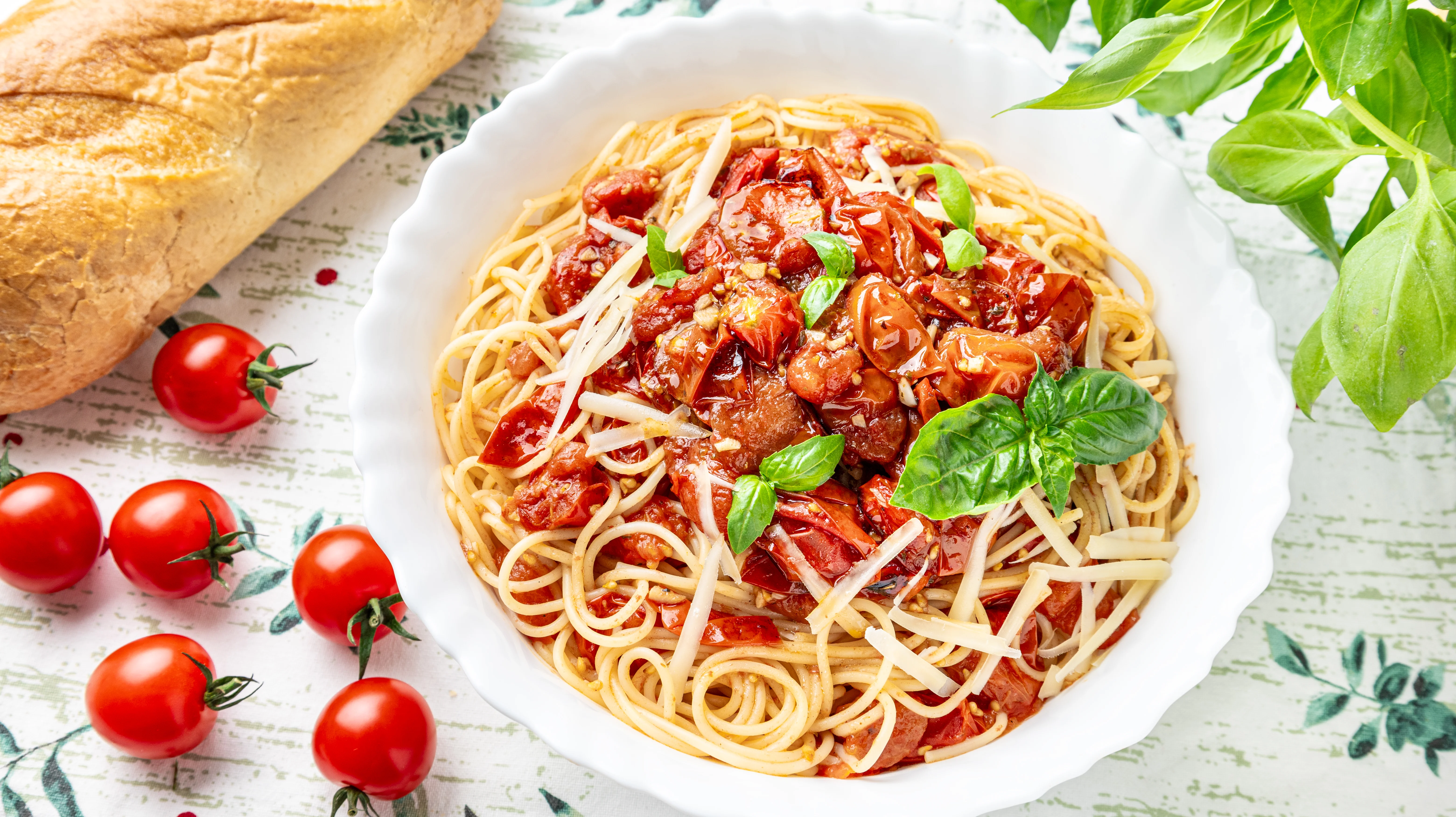 Cherry Tomato Pasta | Recipes Direct