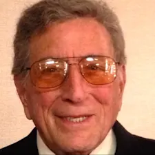 Tony Bennett (headshot)