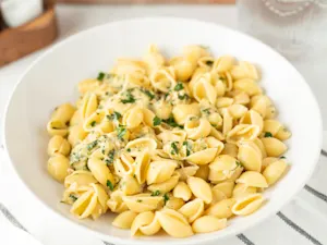 Simple & Delicious Pasta-001
