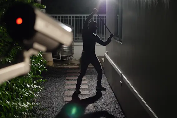 10 Tips to Deter a Criminal From Entering Your Home-1