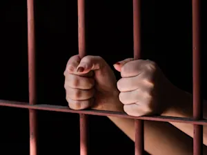 Elizabeth Holmes Calls Prison Life 'Hell and Torture' in First Interview-1