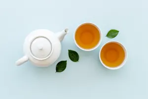 What do teapots eat on their snack break? image