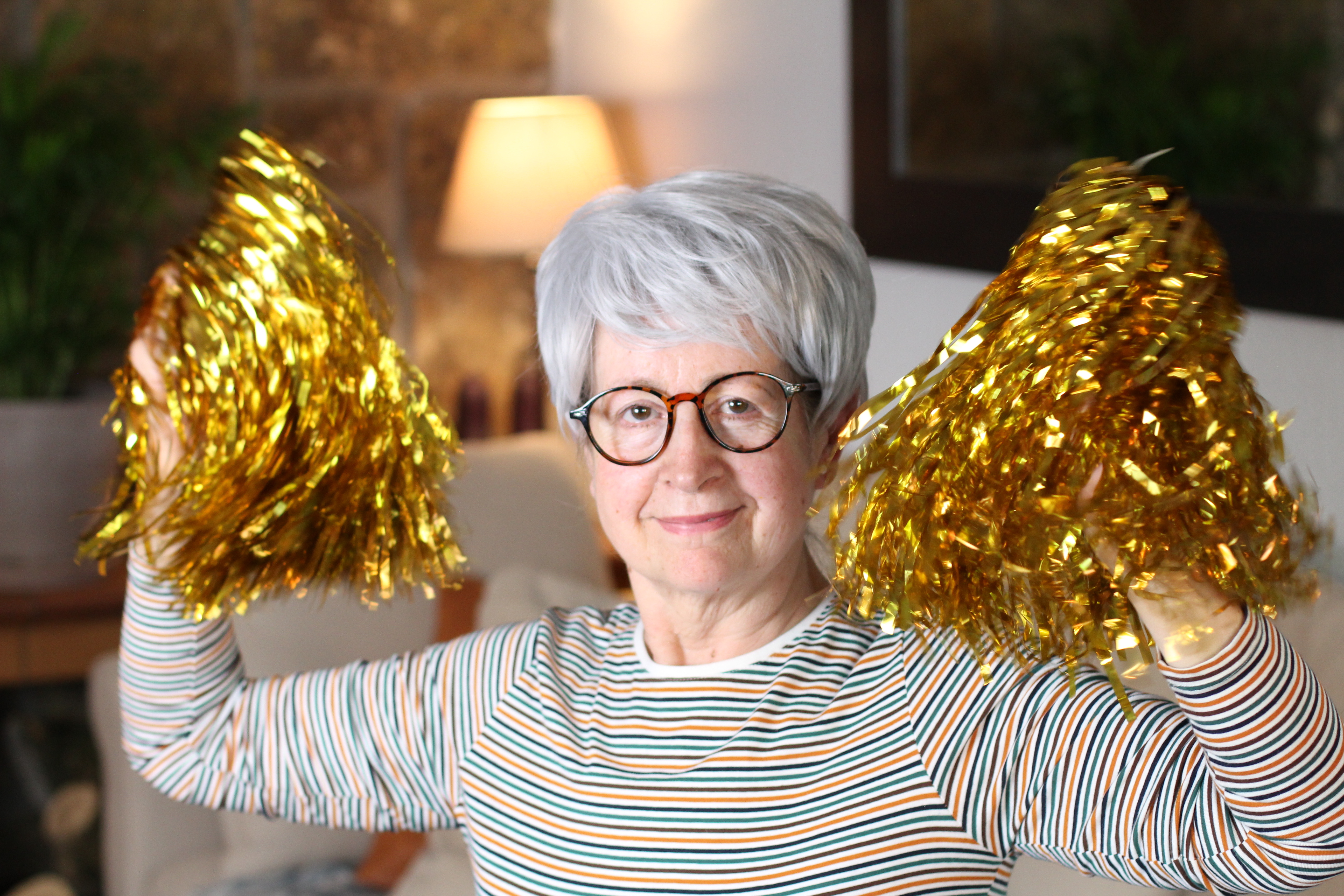 What awards show does Grandma look forward to each year? image