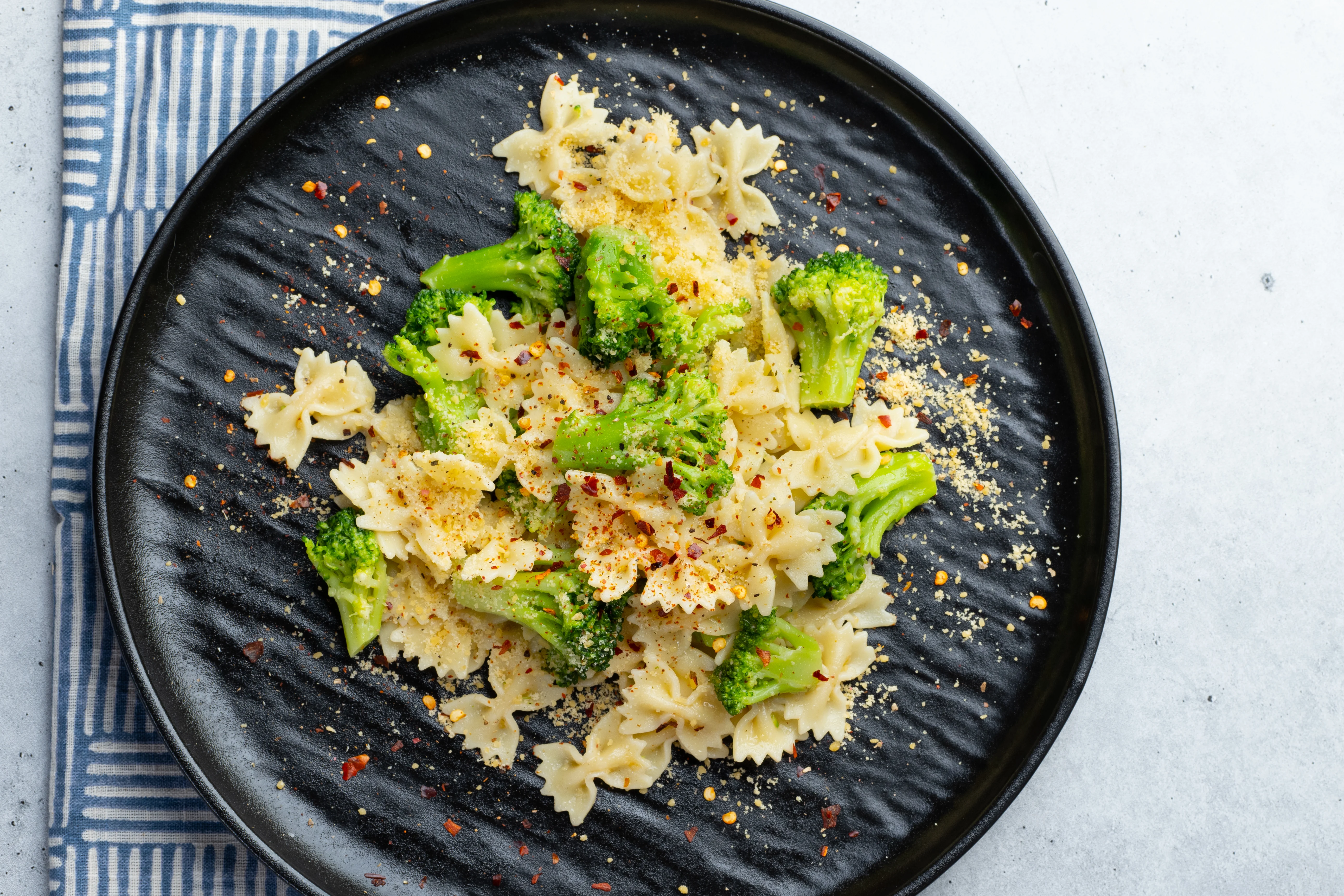 Bow Ties & Broccoli | Mama's Cooking