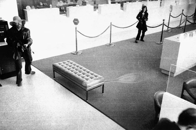 Patty Hearst: Victim or Revolutionary?-2