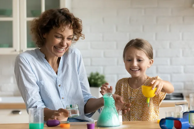 What is the best type of science to do with your family? image