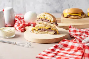 Boston-s Roast Beef.jpg