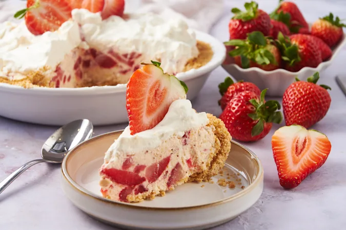 Grandma B-s Strawberry Lemon Freezer Pie 05