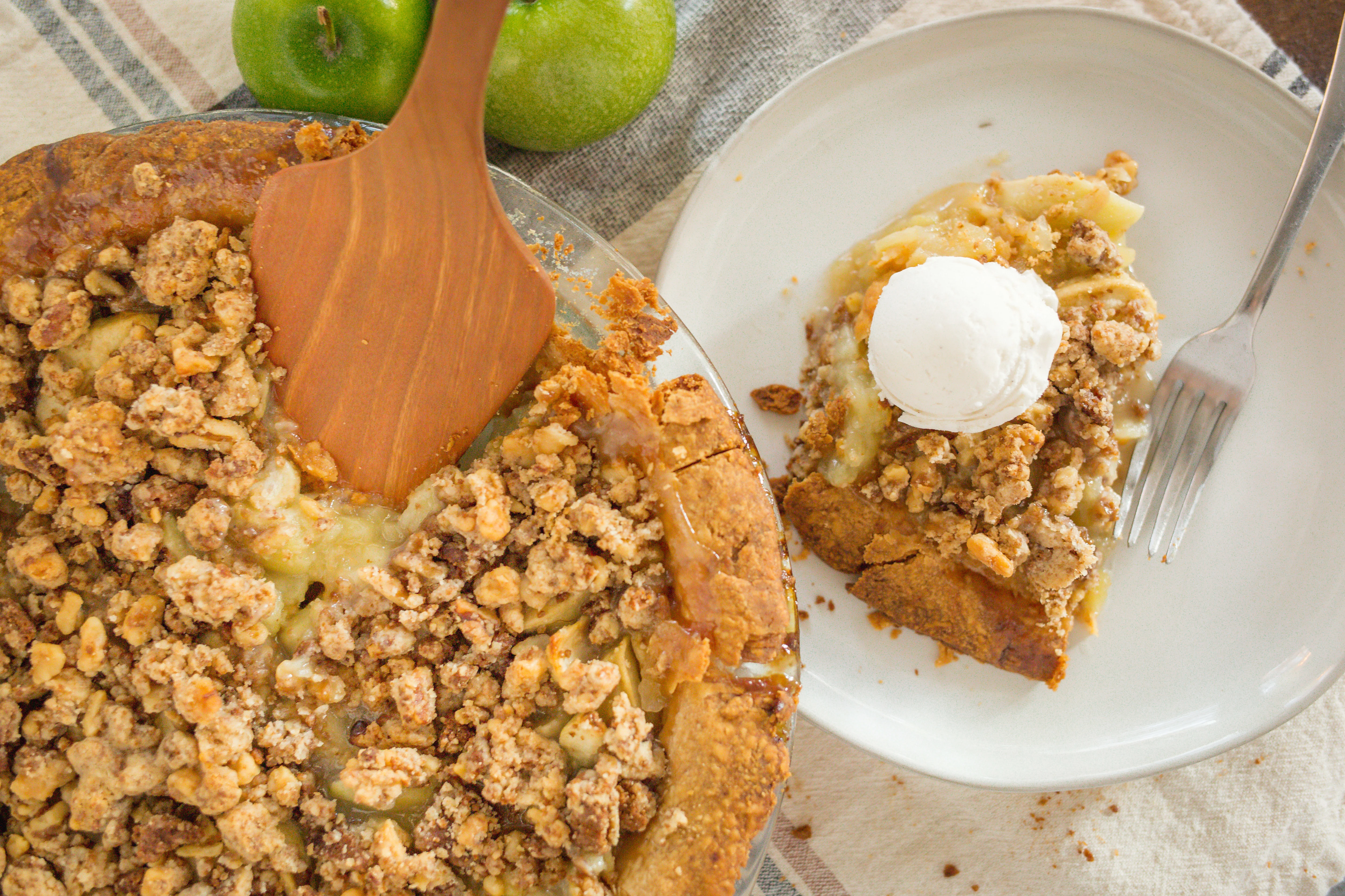 Apple Ginger Crumble | Cooking Professionally