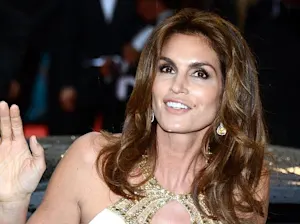 640px-Cindy Crawford Cannes 2013 2