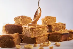 Cafeteria Peanut Butter Bars 07