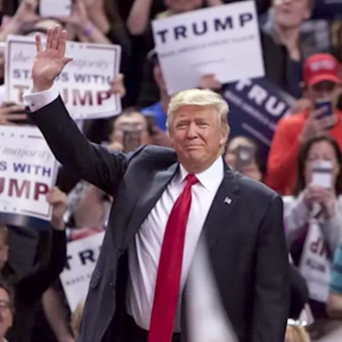 Donald Trump rally in Huntington (f)