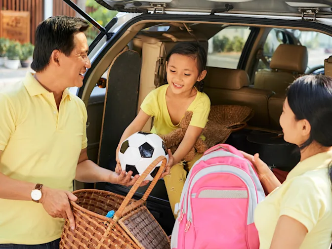 10 Things You Should Never Leave in Your Car-8