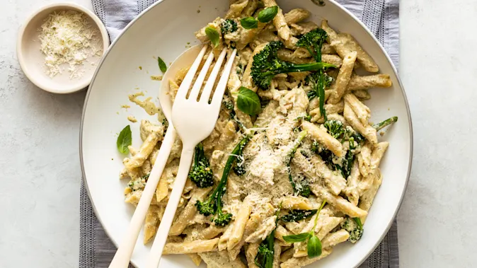 Easy Pesto Skillet Pasta