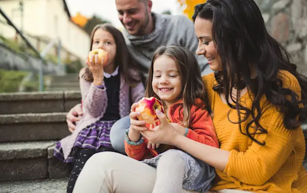 How Millions of U.S. Apples Escaped Decay to Feed Hungry Families. Image