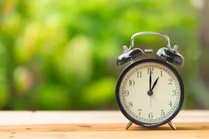 What do you call a clock on a road trip? image