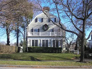 What Really Happened in the Amityville Horror House?-1