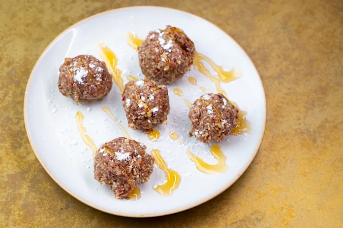 Energy nut balls-2