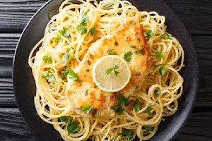 15 Chicken Pasta Dishes For When You’re Feeling Peckish
