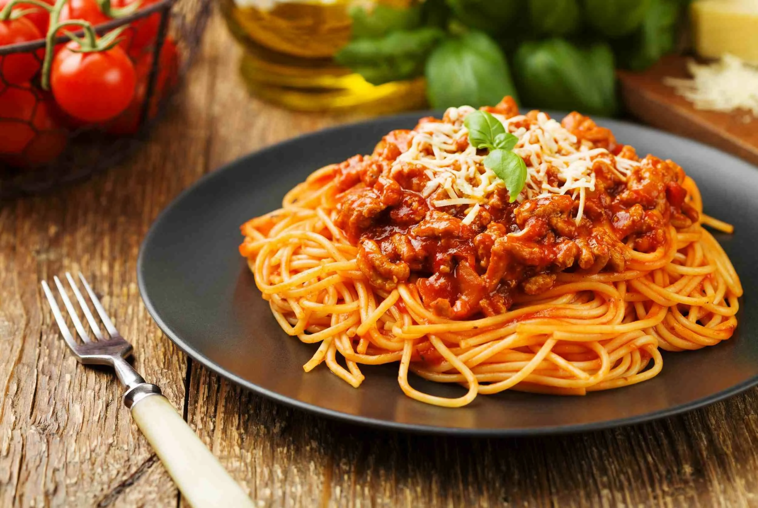 Spaghetti with Homemade Meat Sauce | Cooking Professionally