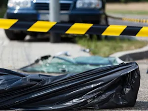 He Claimed She Jumped from the Car—But the Evidence Tells a Different Story-1