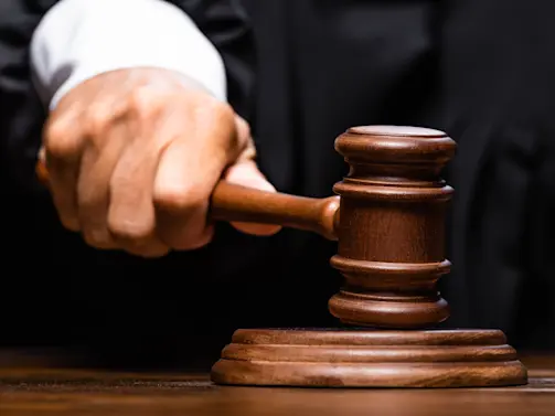 Kentucky Sheriff Accused of Killing Judge Plans Insanity Defense-1