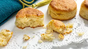 Momma's Crunchy-Bottomed Biscuits