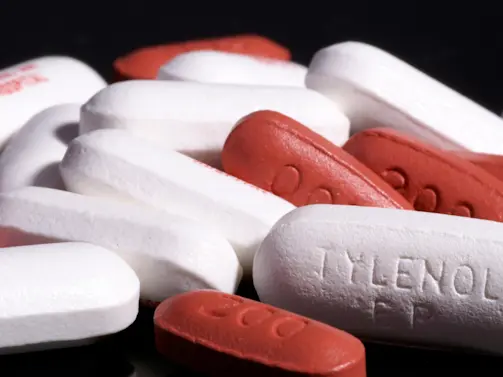 How the Chicago Tylenol Murders Forever Changed Medicine in the US-1