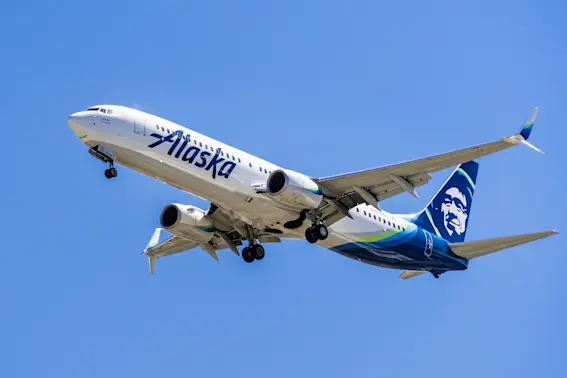 Off-Duty Pilot Tried to Shut Off Plane's Fuel-1