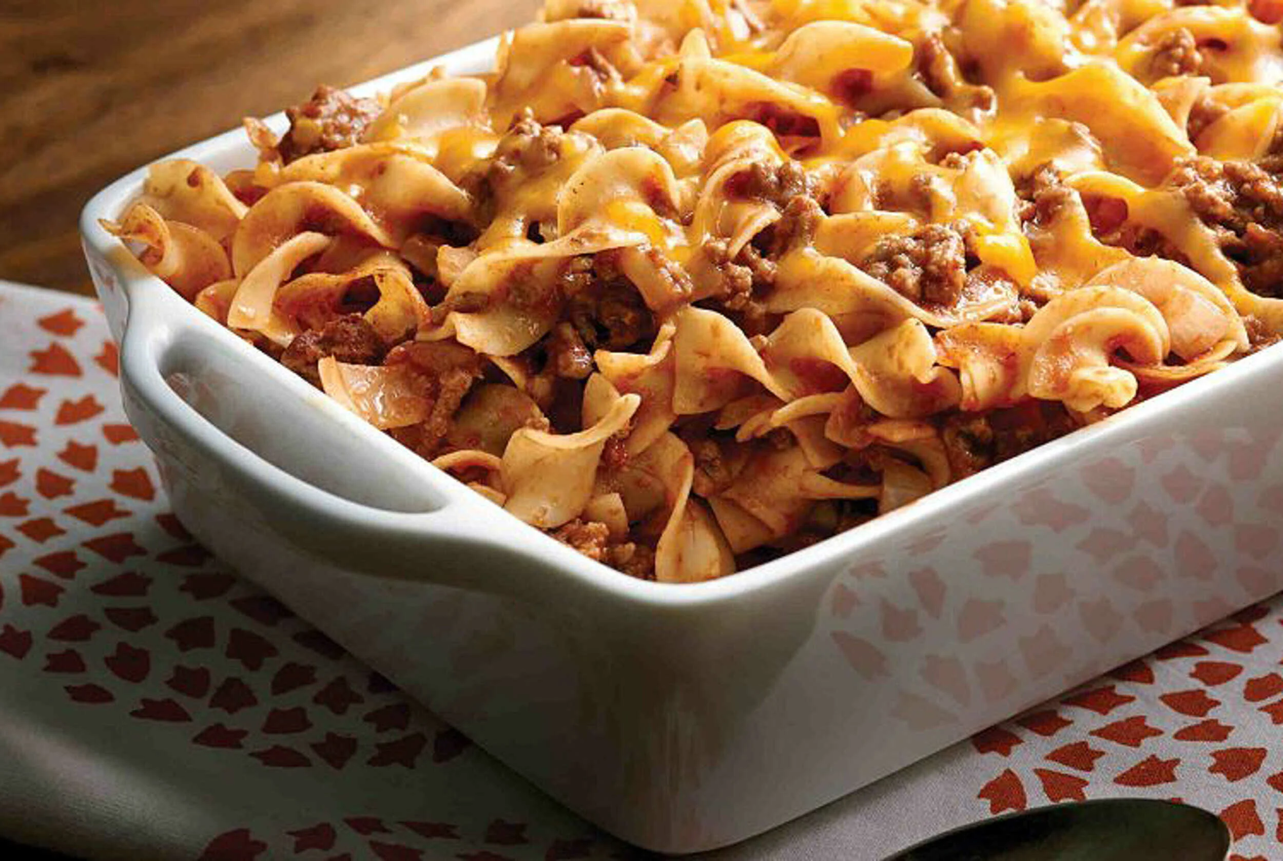 Easy Beefy Noodle Casserole | Recipes Direct