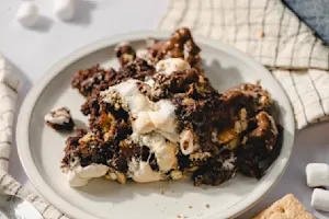 S'more Cobbler Please