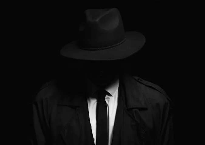 What does a spy do when he gets cold? image