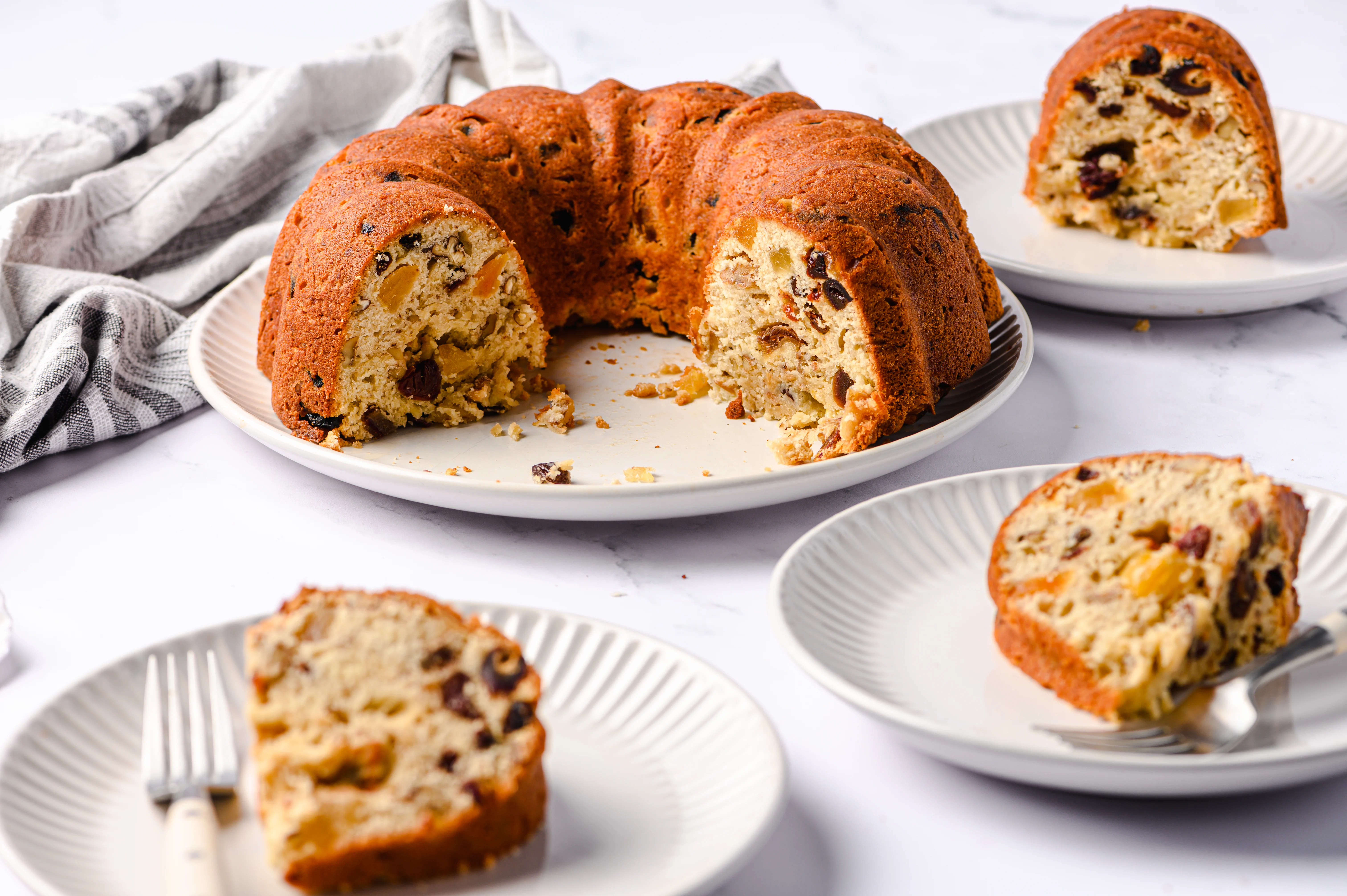 Martha Washington's Fruit Cake | Command Cooking