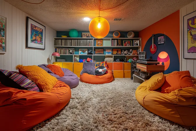 20 Iconic Items Every House Had in the 70s-4