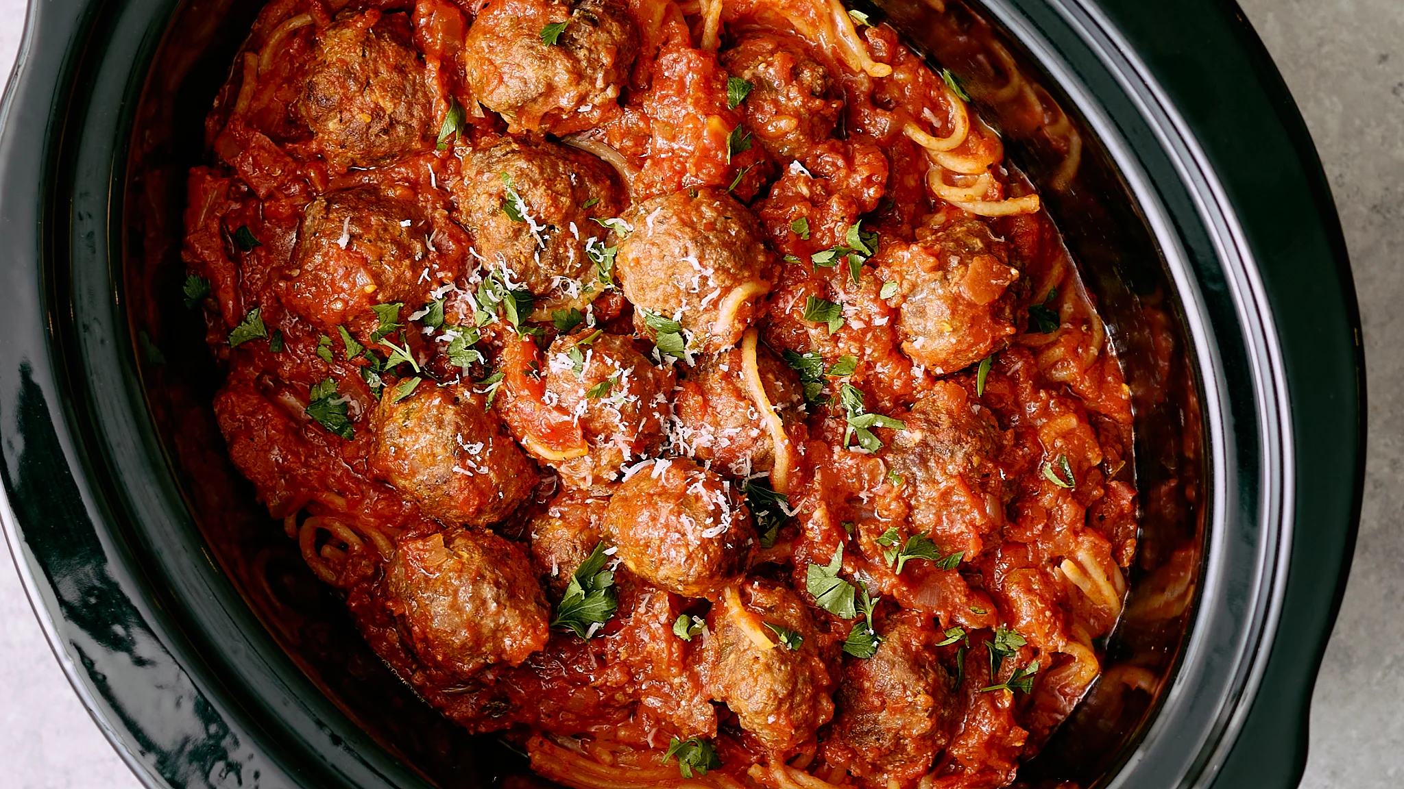 Slow Cooker Pasta | Mama's Cooking