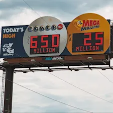 Powerball and Mega Millions Lottery Jackpot Prize Billboard in Missouri (44555666811)