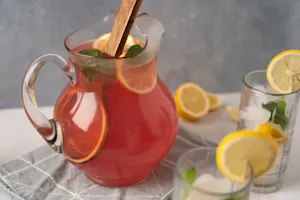 PrettyInPinkLemonade-1