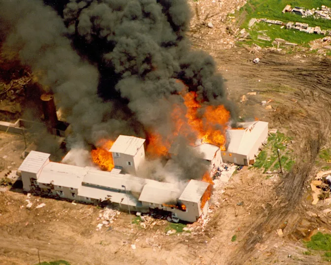 Waco's Legacy: The Real Story of the Branch Davidians' End-2