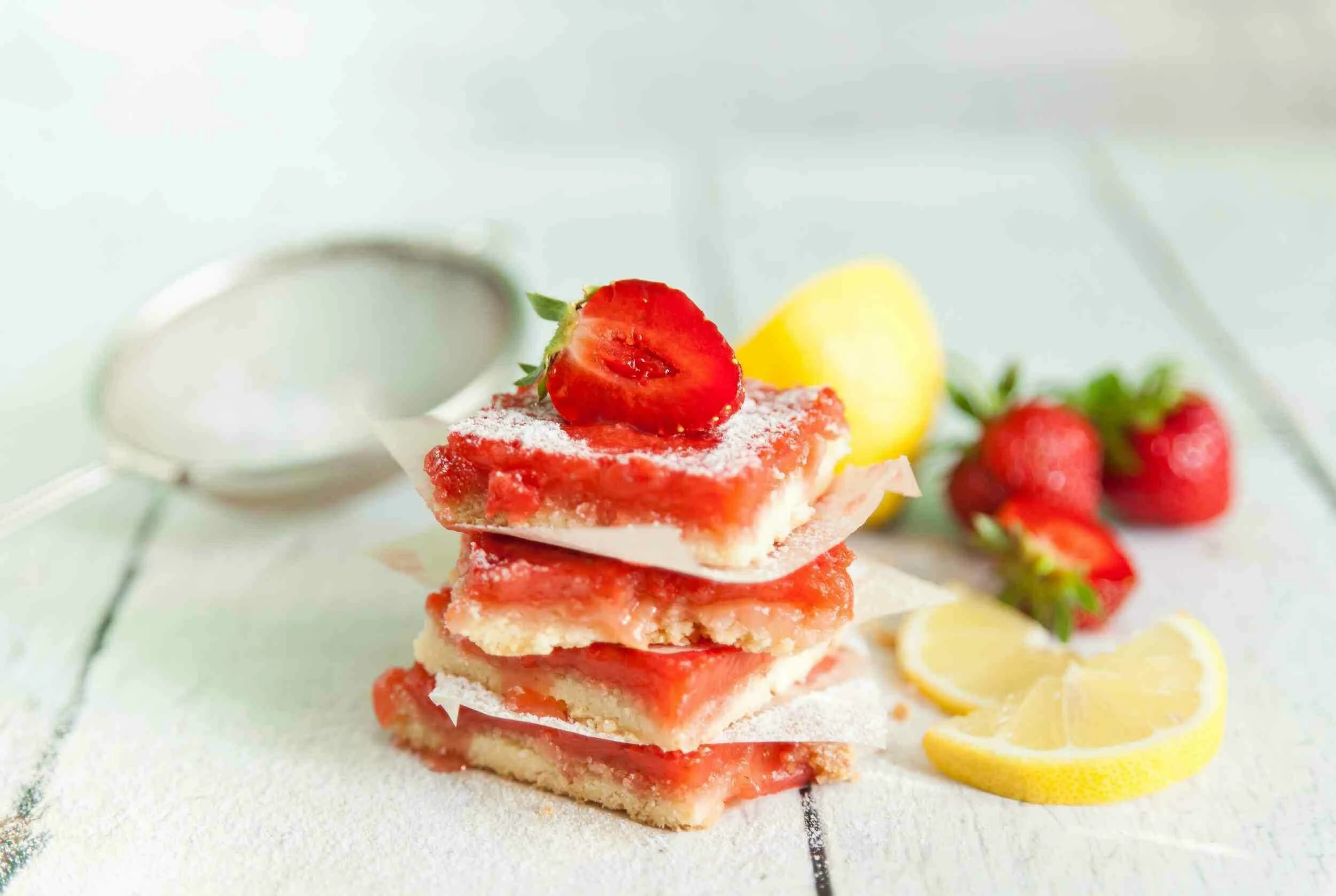 Strawberry Lemonade Bars | Cooking Professionally