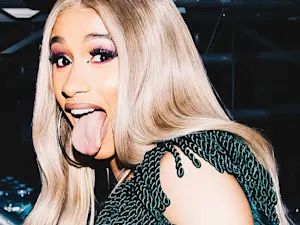 Cardi B Photo by Chris Allmeid (cropped 2)