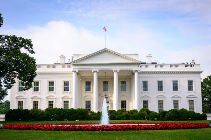  Which former US President gets most confused for money? image