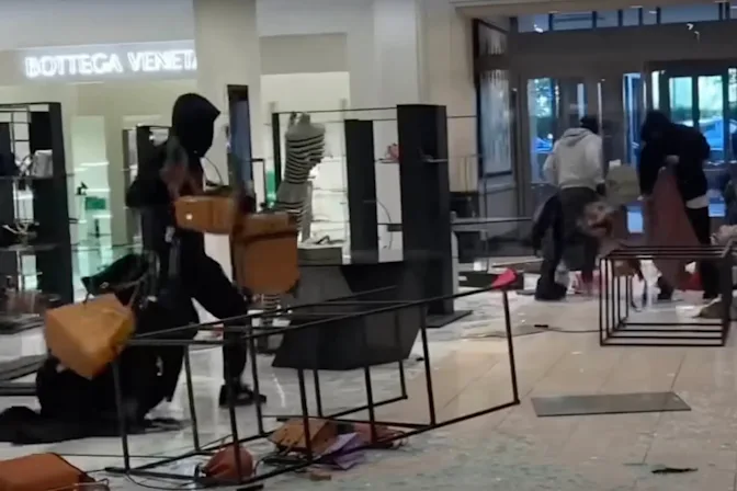 Shoplifting Epidemic On The Rise in 2024 -2