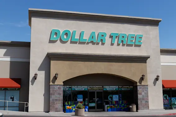 A Toddler's Meltdown and a Cashier's Heartwarming Solution-1