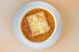 Vegetarian French Onion Soup 1