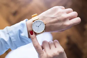 How do you motivate a watch to go to work? image