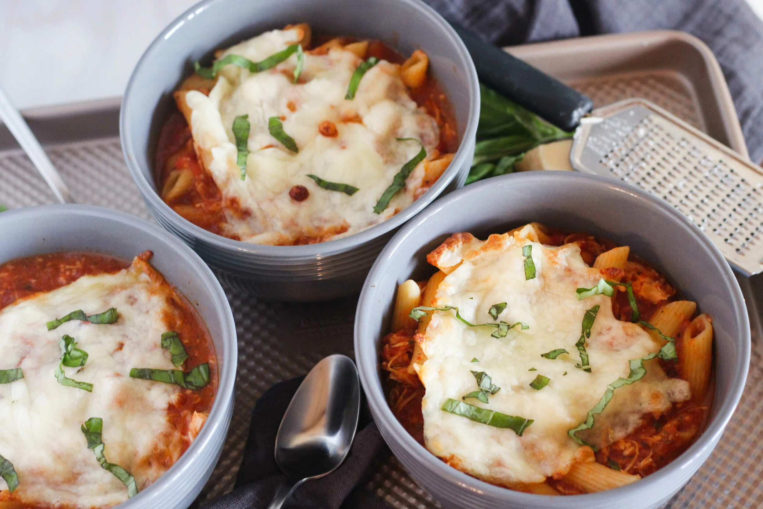 Slow Cooker Chicken Parmesan Soup | Mama's Cooking