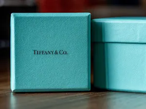 Man Swallows Tiffany Earrings